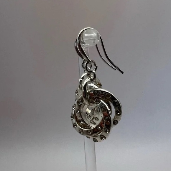 Elegant Silver Hoop Earrings - Picture 9 of 12